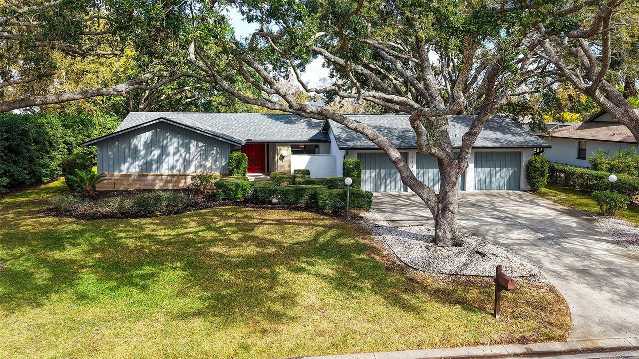 5331 Dominica Cir., Sarasota, FL 34233