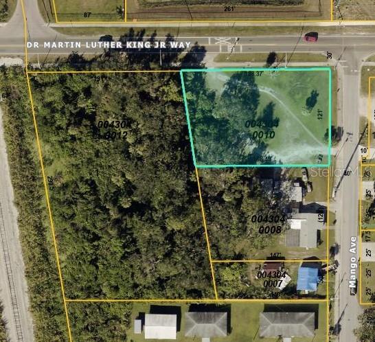 2154 Dr Martin Luther King Jr Way, Sarasota, FL 34234