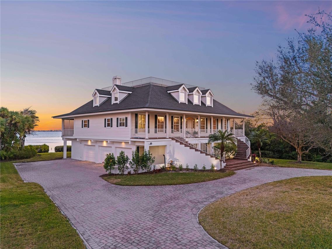 41 Tidy Island Blvd., Bradenton, FL 34210