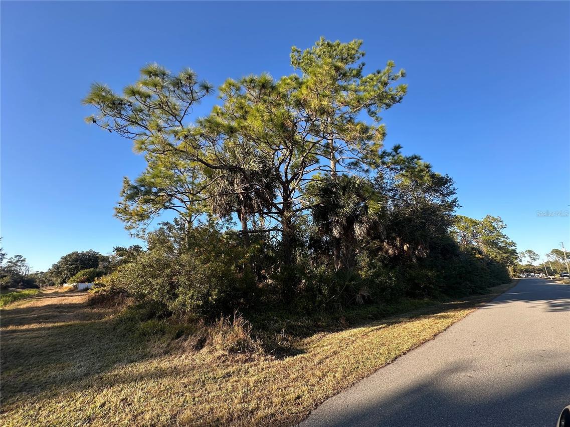 Clarke St., North Port, FL 34286