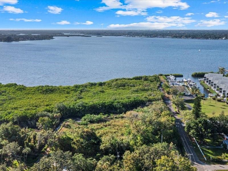 620 Leffingwell Ave., Ellenton, FL 34222