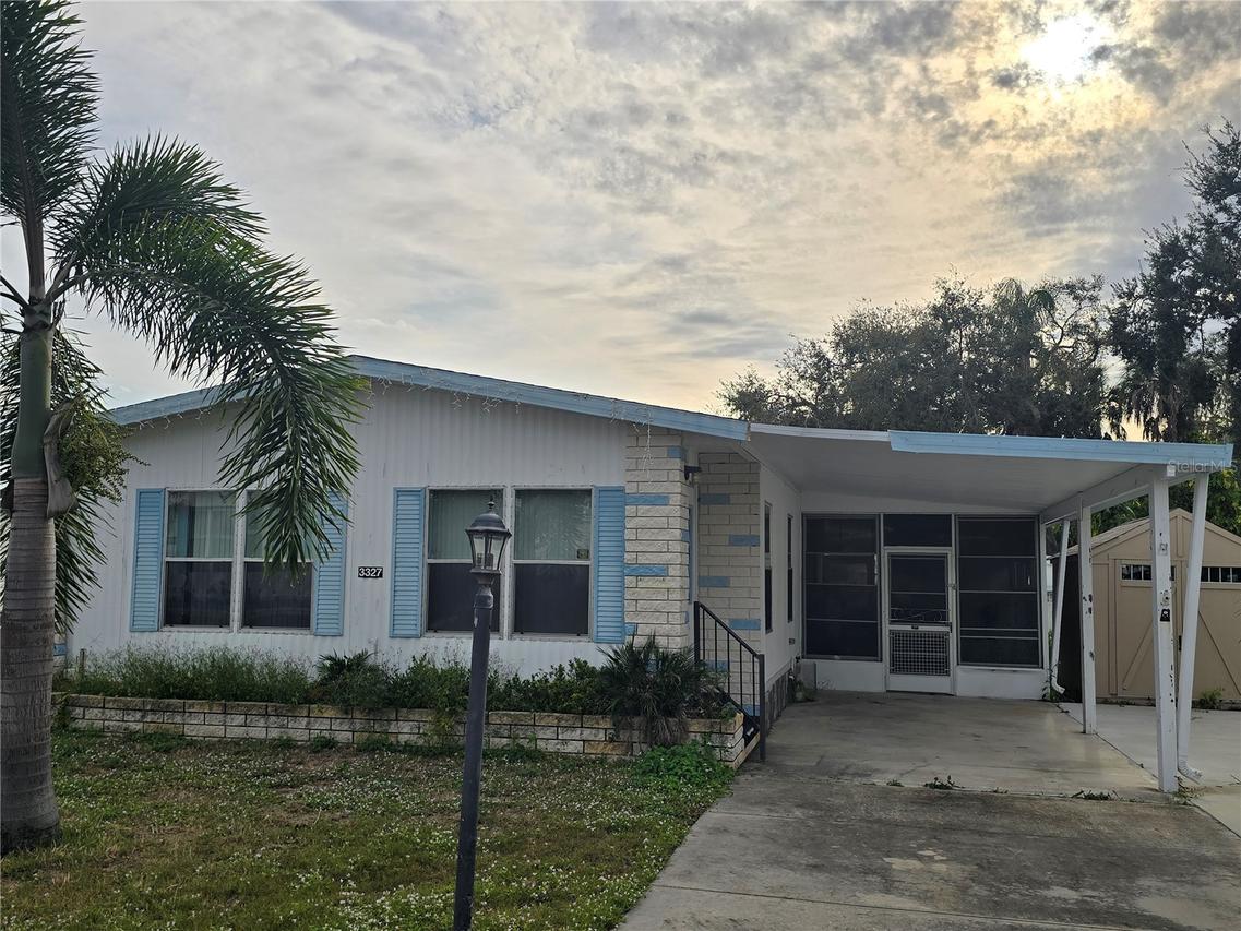 3327 Eileen Dr., Ellenton, FL 34222