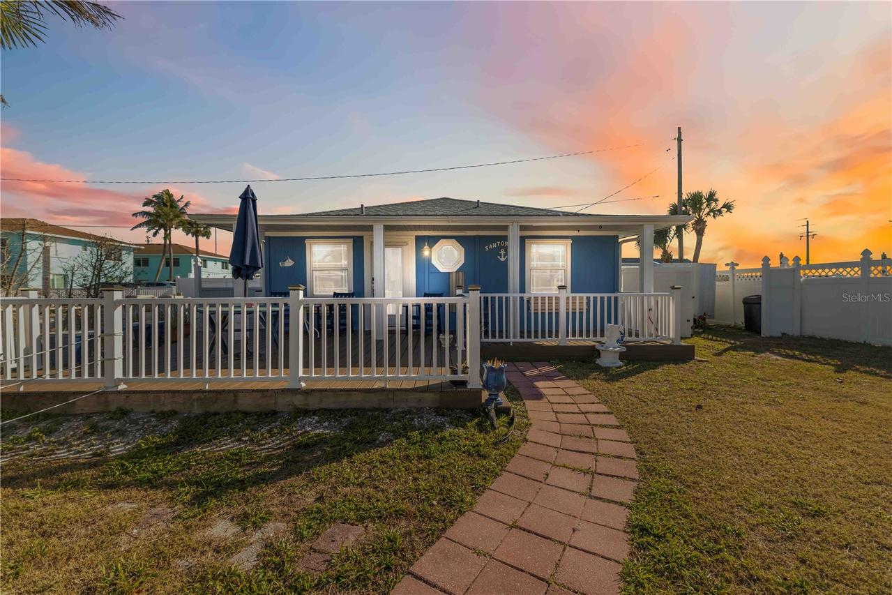 111 9th St., Bradenton Beach, FL 34217