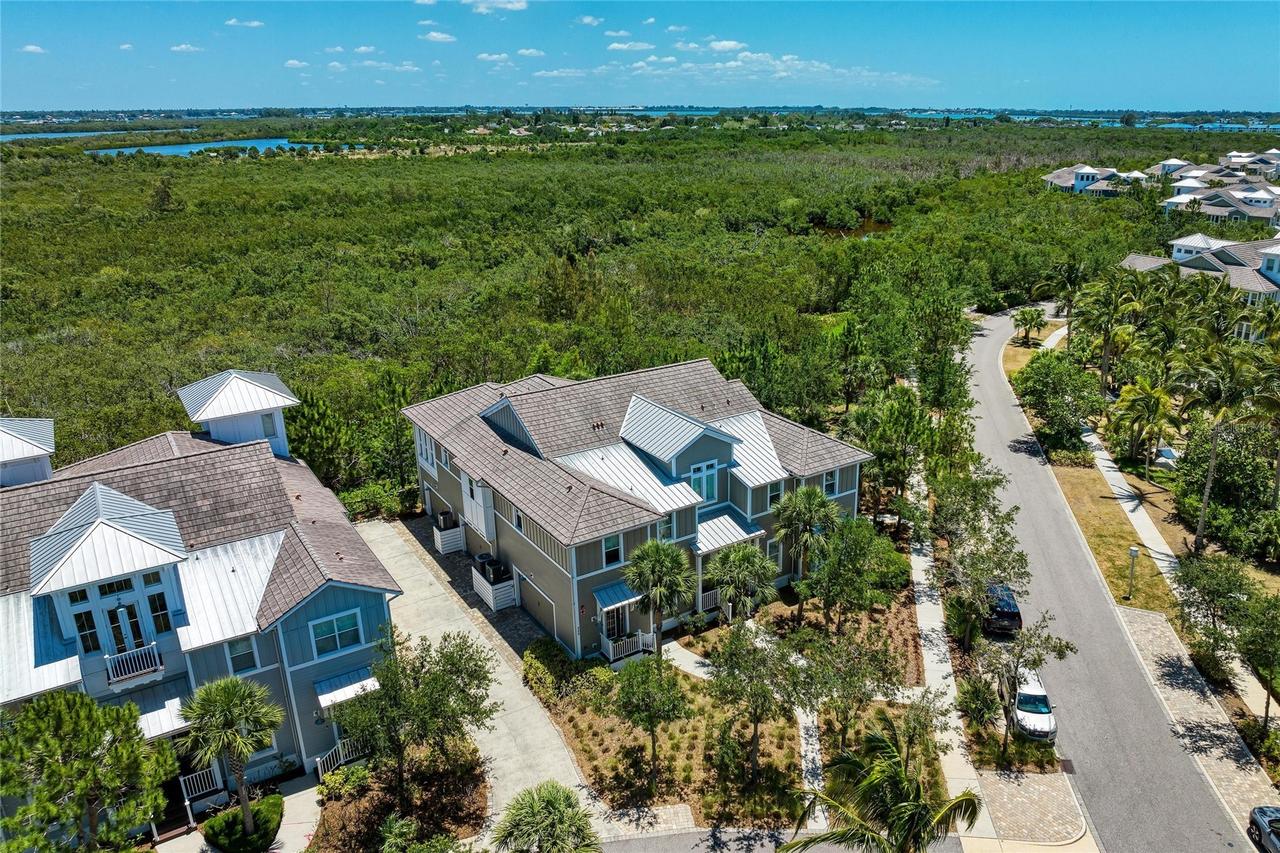 289 Sapphire Lake Dr. #201, Bradenton, FL 34209