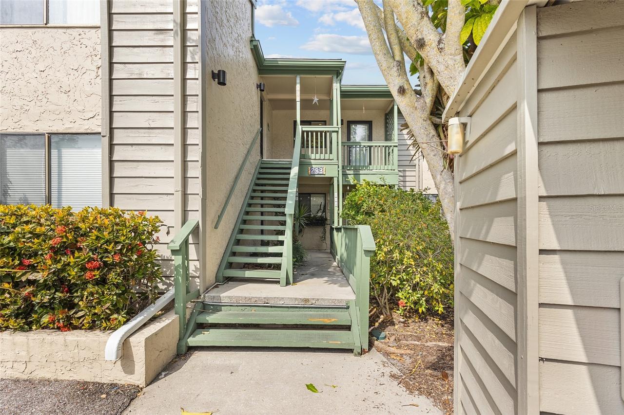 1515 Pelican Point Dr. #284, Sarasota, FL 34231