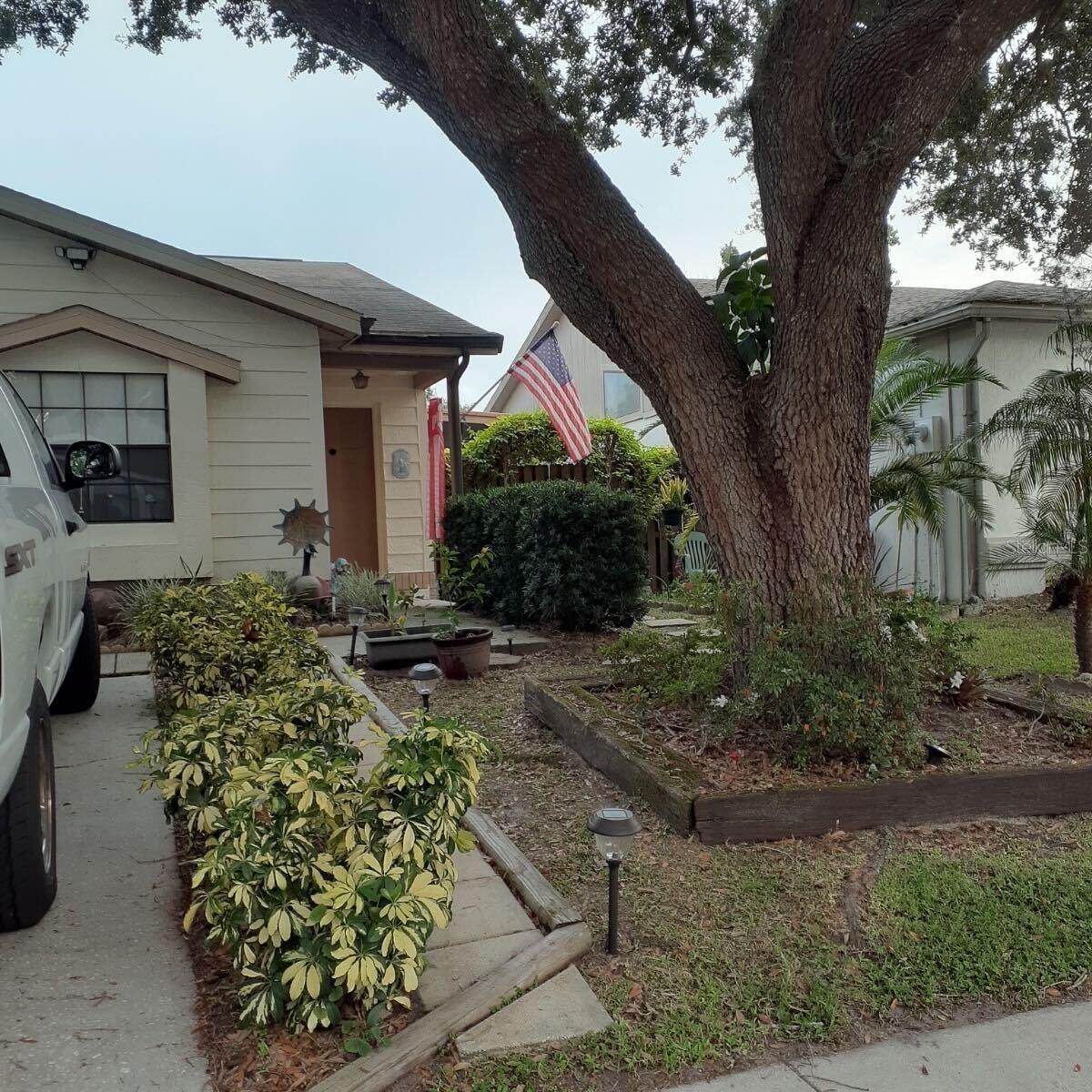 13427 Laraway Dr., Riverview, FL 33579