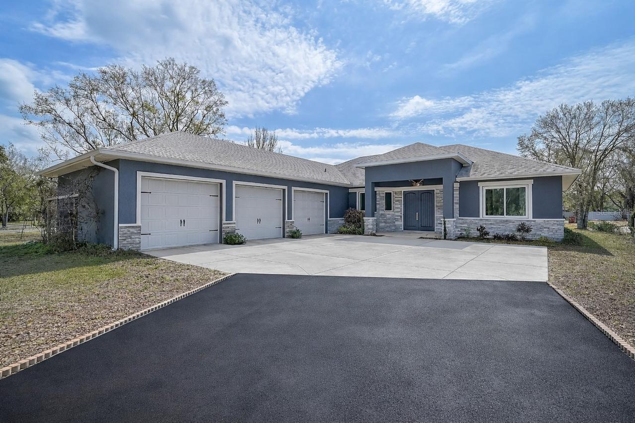 4712 34th Ave., Bradenton, FL 34208