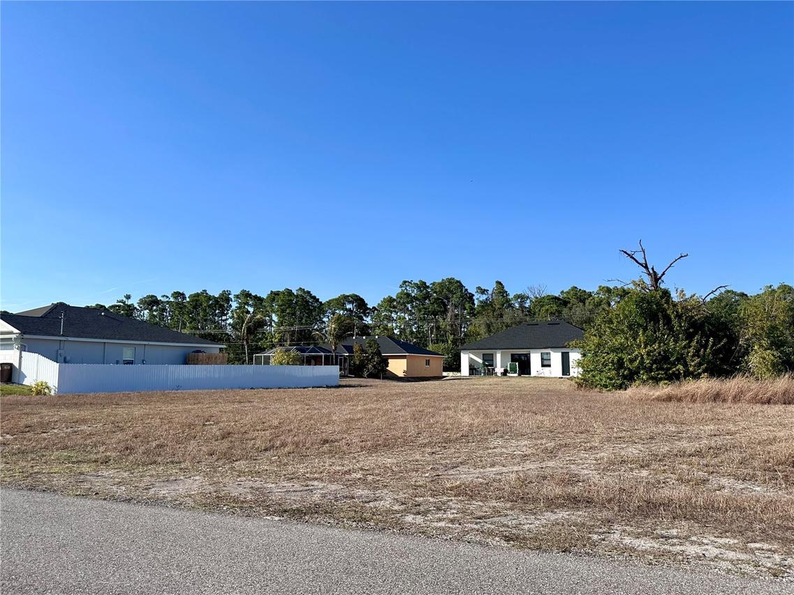 305 NE 31st Ter., Cape Coral, FL 33909