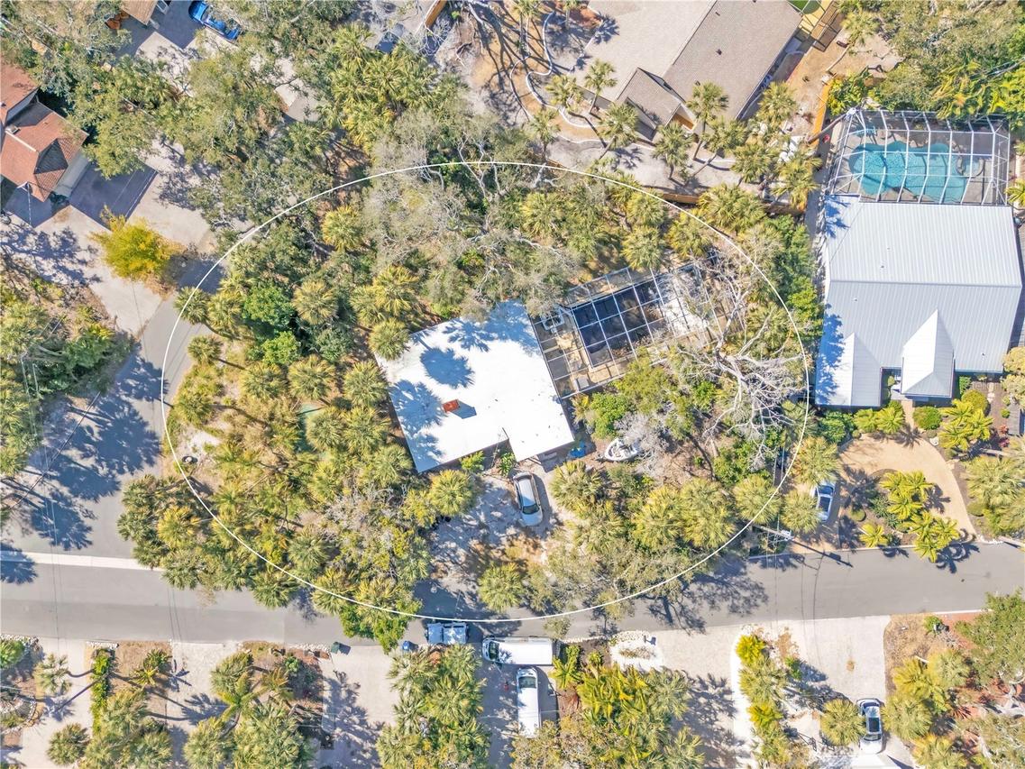 5144 Oxford Dr., Sarasota, FL 34242