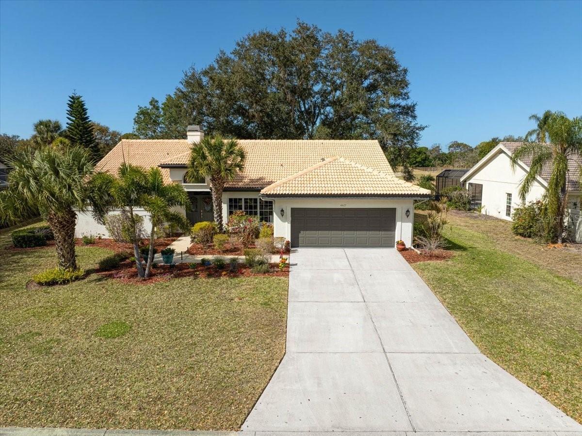4427 Highland Oaks Cir., Sarasota, FL 34235