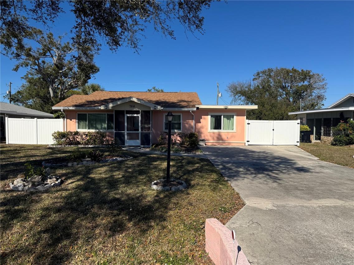 733 Laurel Ave., Venice, FL 34285
