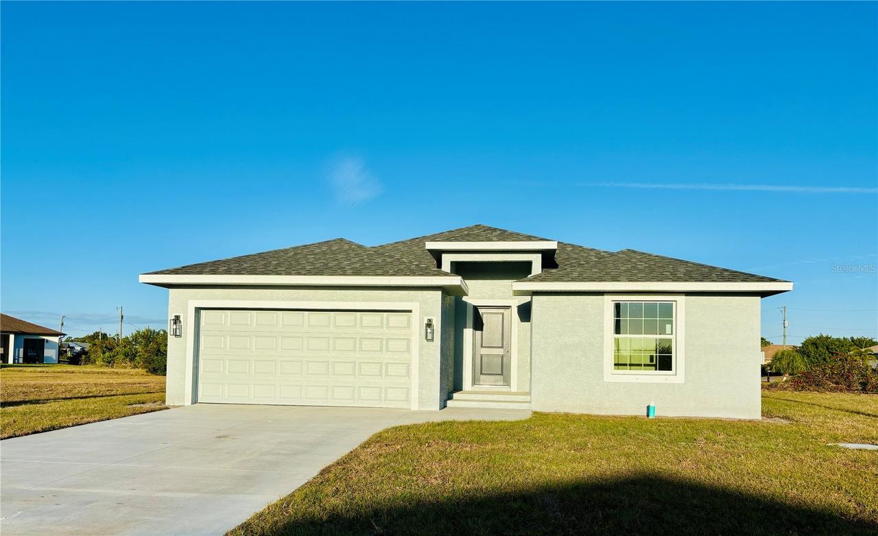 119 Siesta Rd., Rotonda West, FL 33947