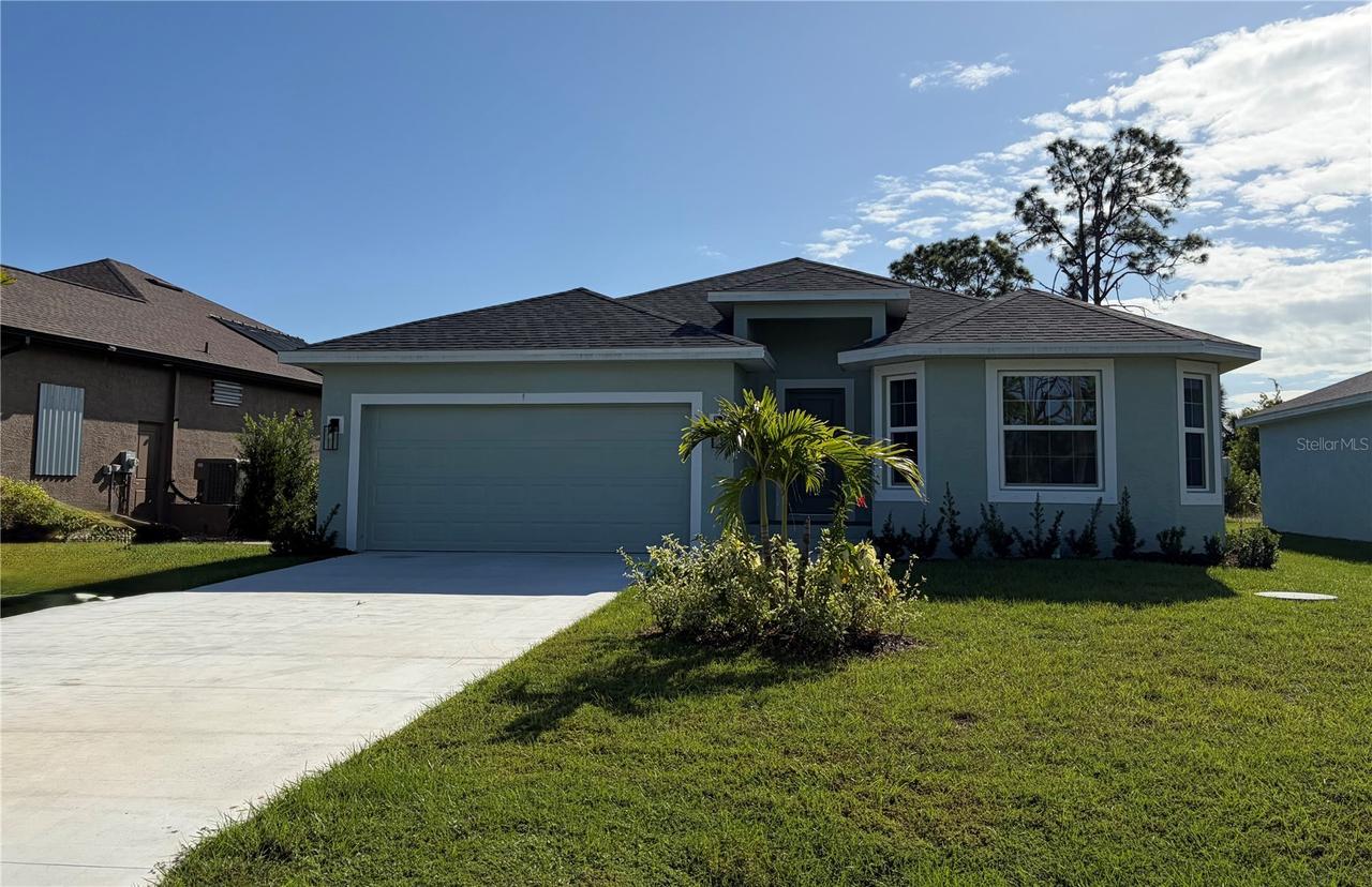 112 Smallwood Rd., Rotonda West, FL 33947