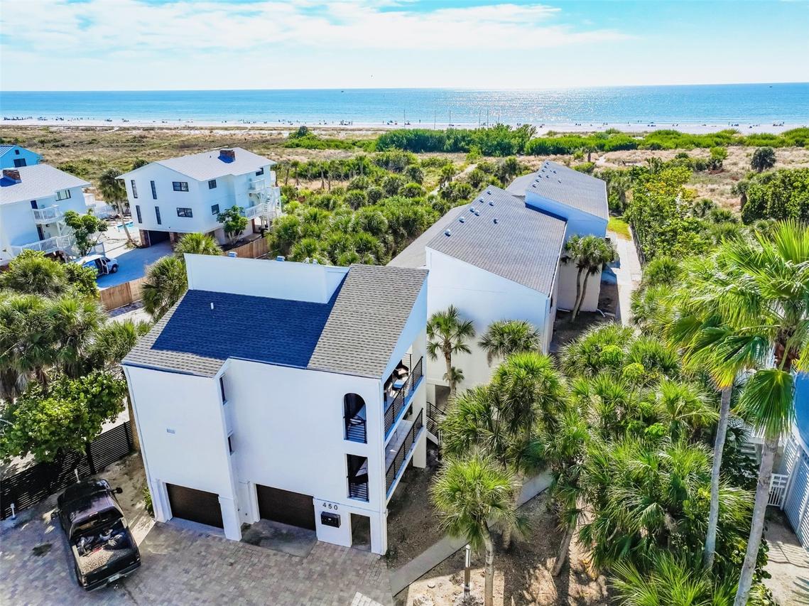 450 Beach Rd. #3, Sarasota, FL 34242