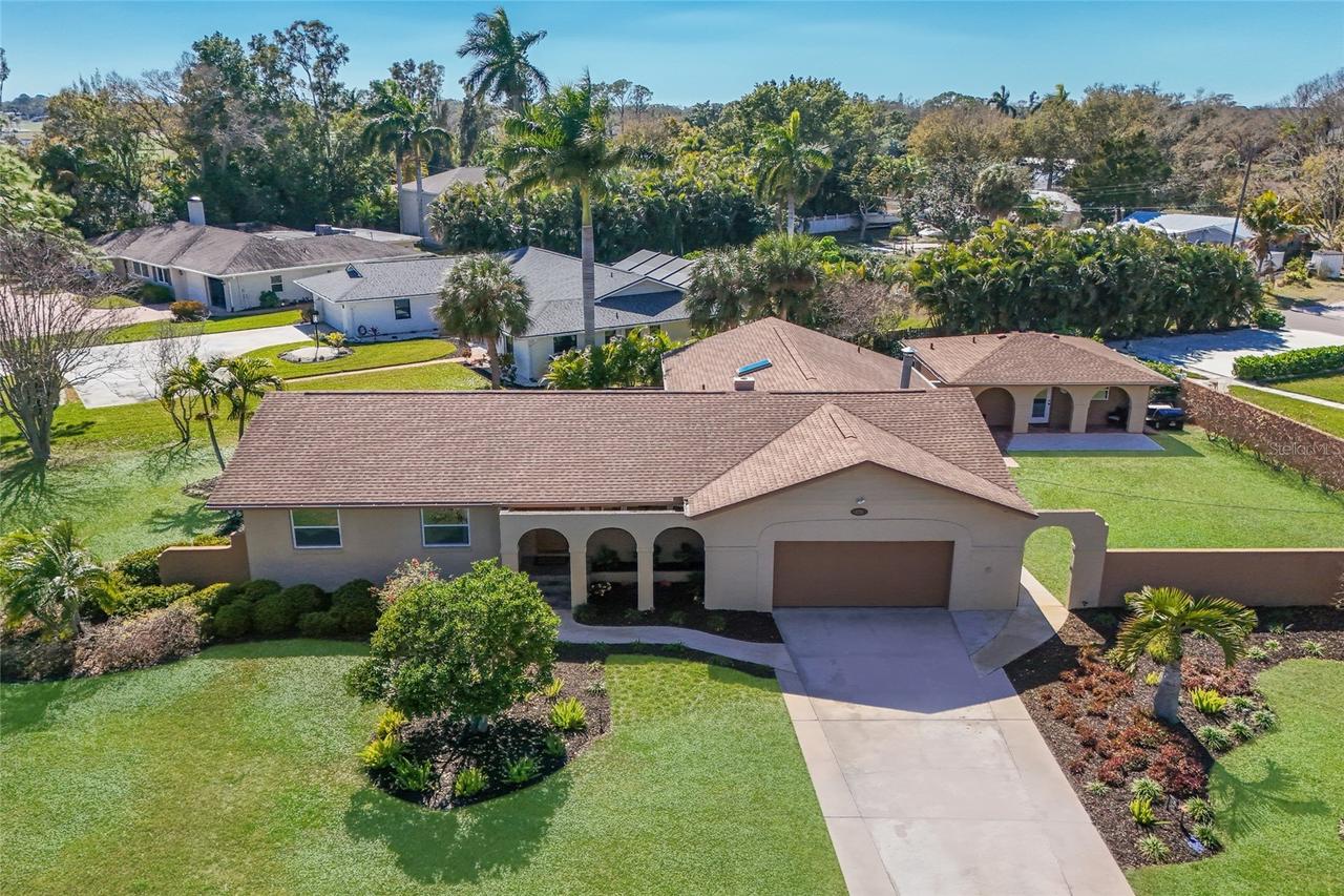 4715 7th Ave., Bradenton, FL 34209