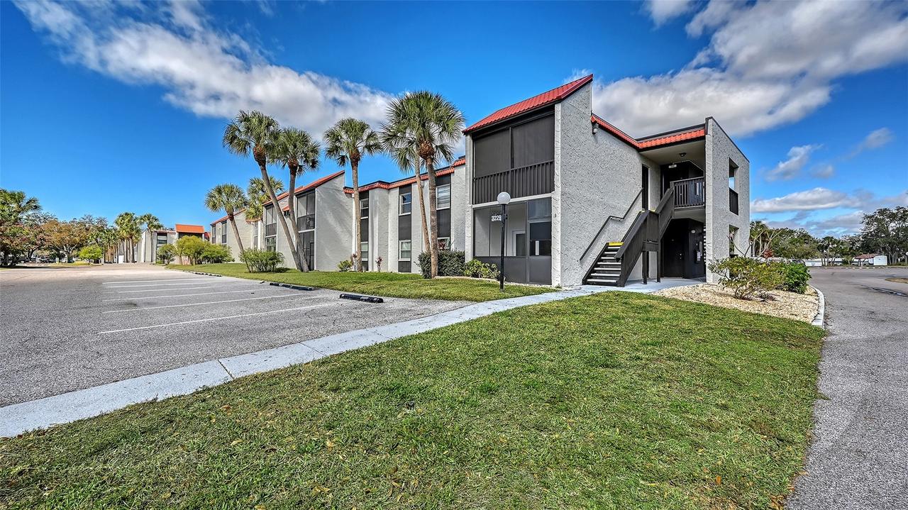 3229 Beneva Rd. #101, Sarasota, FL 34232