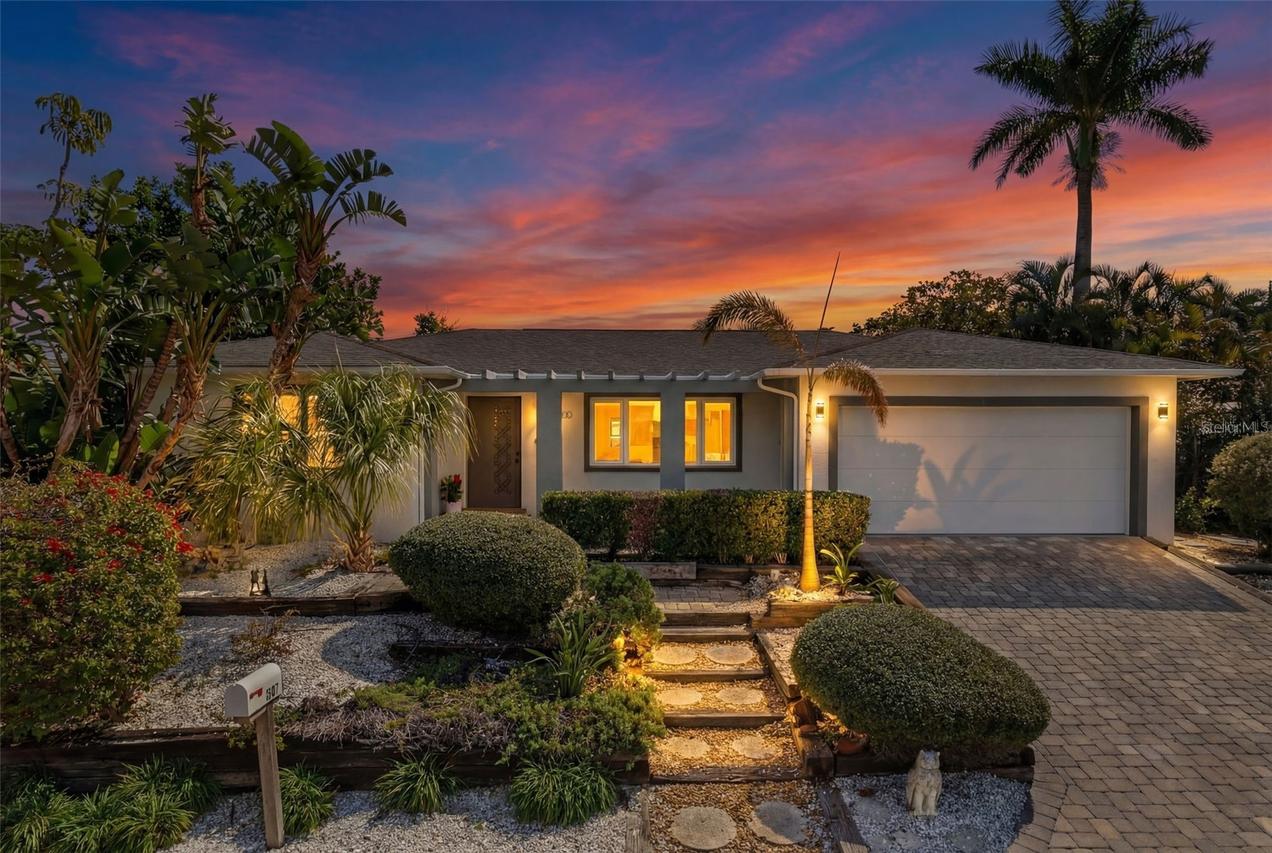 550 De Narvaez Dr., Longboat Key, FL 34228