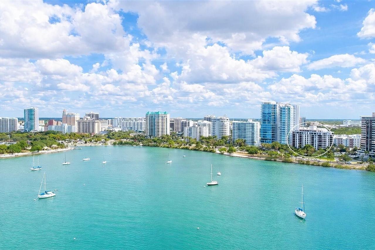 707 S Gulfstream Ave. #307, Sarasota, FL 34236