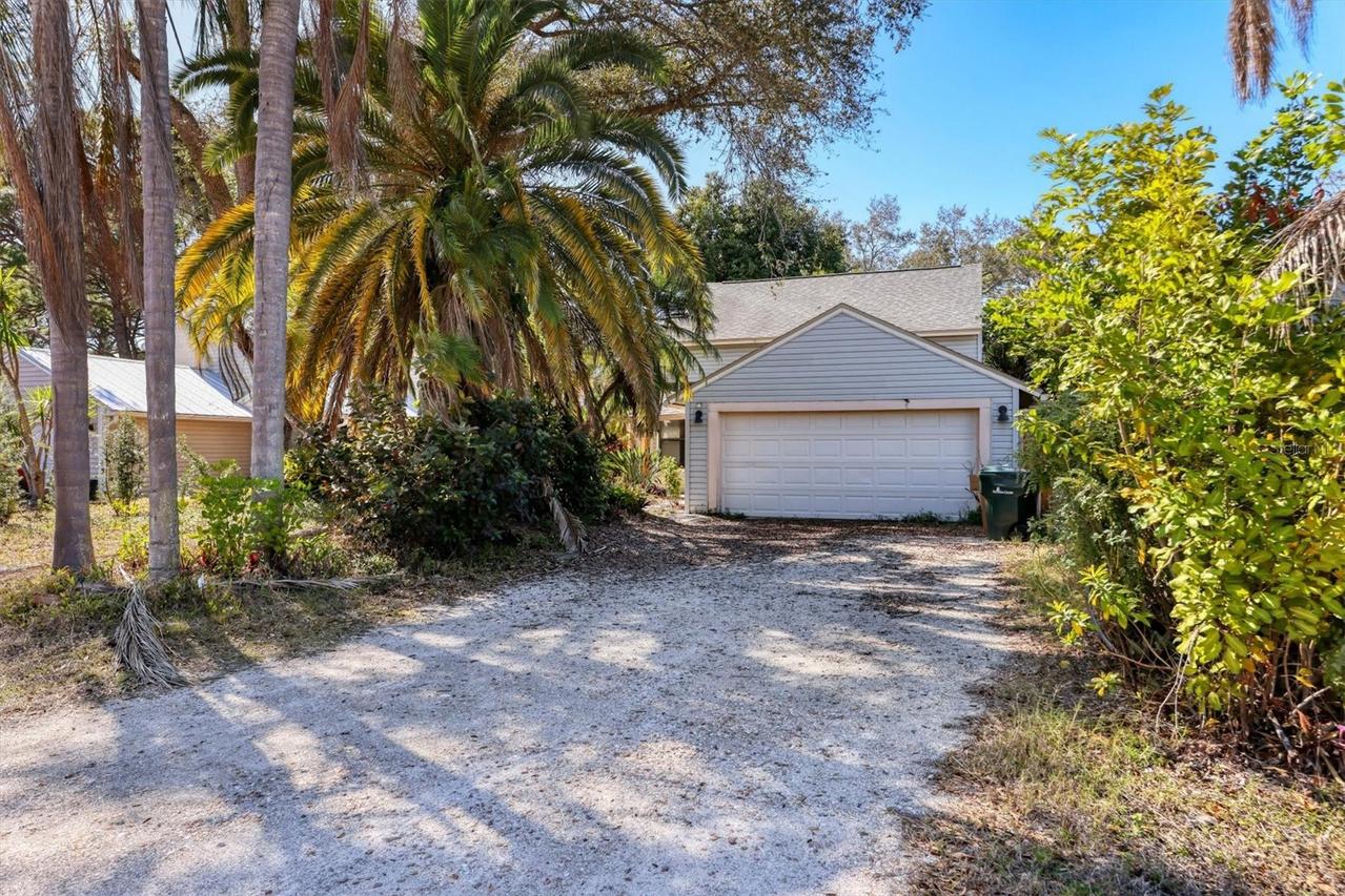 4038 Olive Ave., Sarasota, FL 34231