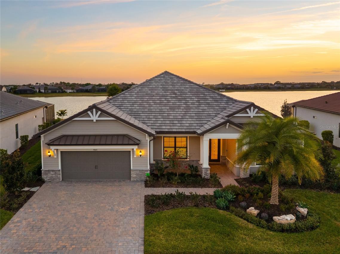 7865 Mainsail Ln., Sarasota, FL 34240