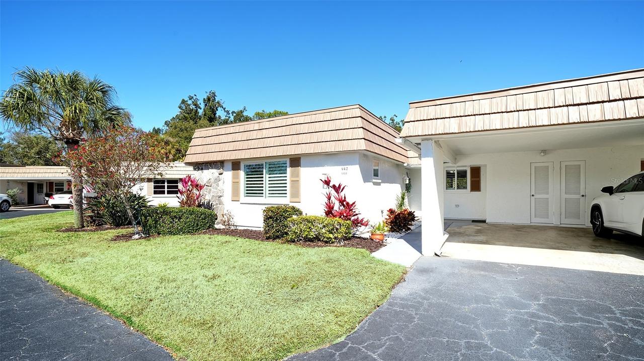 5469 Riverbluff Cir. #42, Sarasota, FL 34231