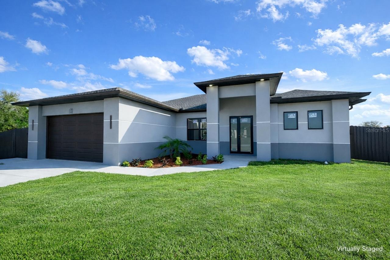 18 NE 11th Ln., Cape Coral, FL 33909