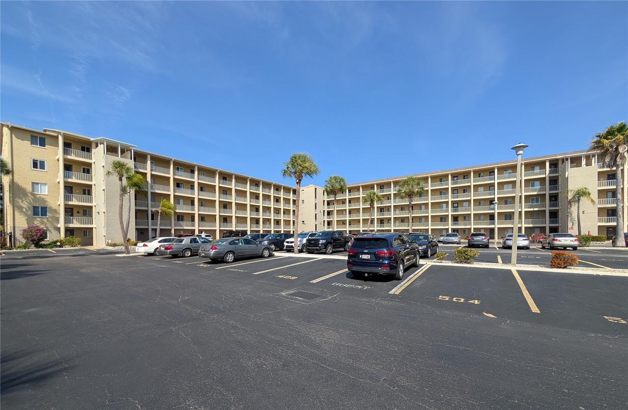 3628 Lake Bayshore Dr. #K305, Bradenton, FL 34205