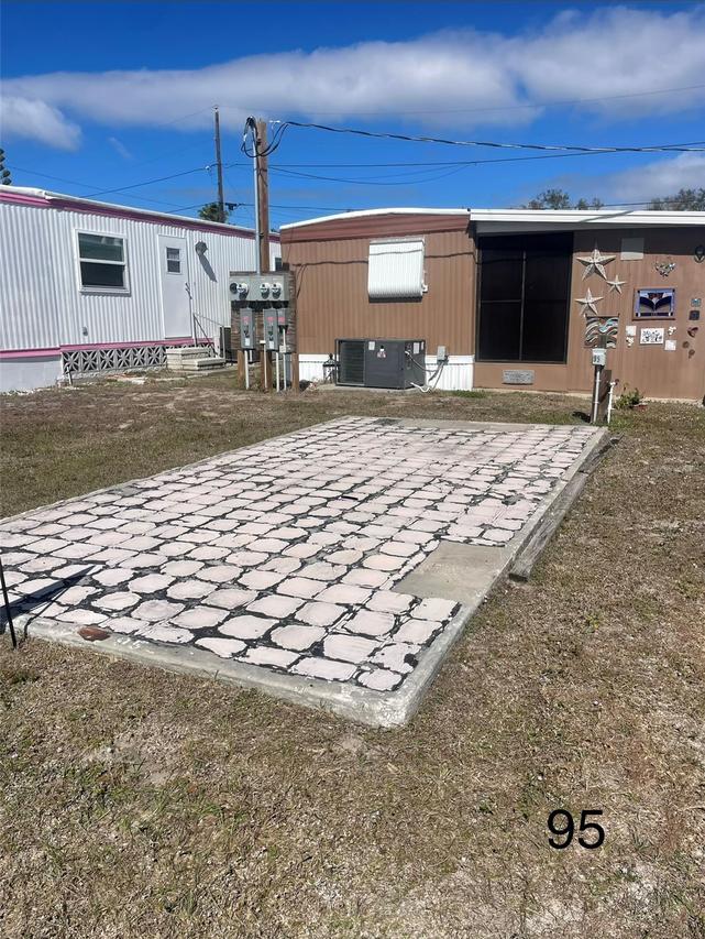 95 Michigan St., Palmetto, FL 34221