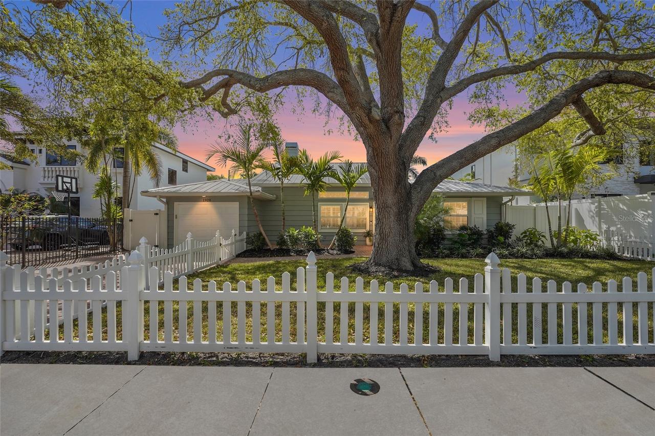 1920 Wisteria St., Sarasota, FL 34239