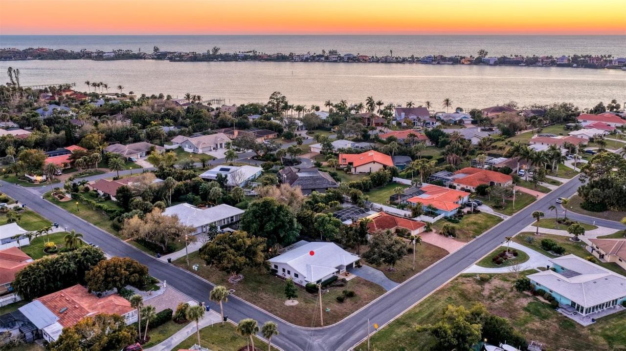 401 Picasso Dr., Nokomis, FL 34275