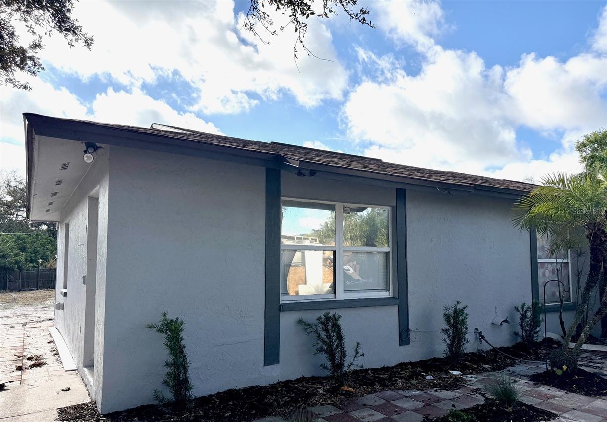 1415 24th St., Bradenton, FL 34208