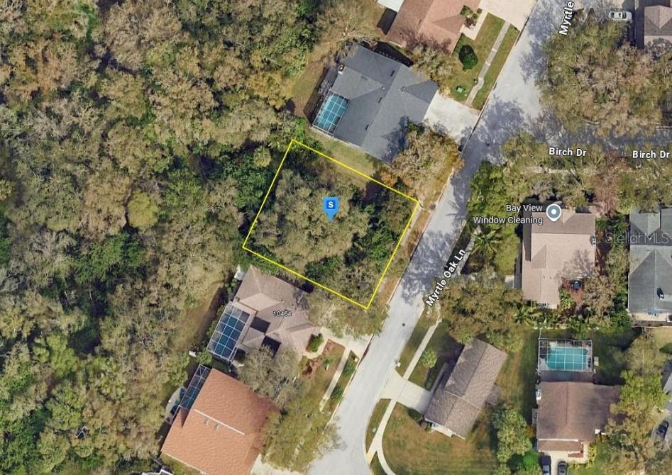 10486 Myrtle Oak Ln., Seminole, FL 33777