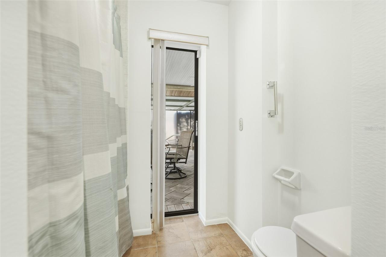 3801 21st Ave., Bradenton, FL 34205