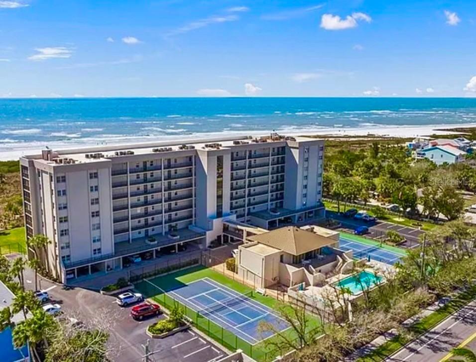 420 Beach Rd. #606, Sarasota, FL 34242