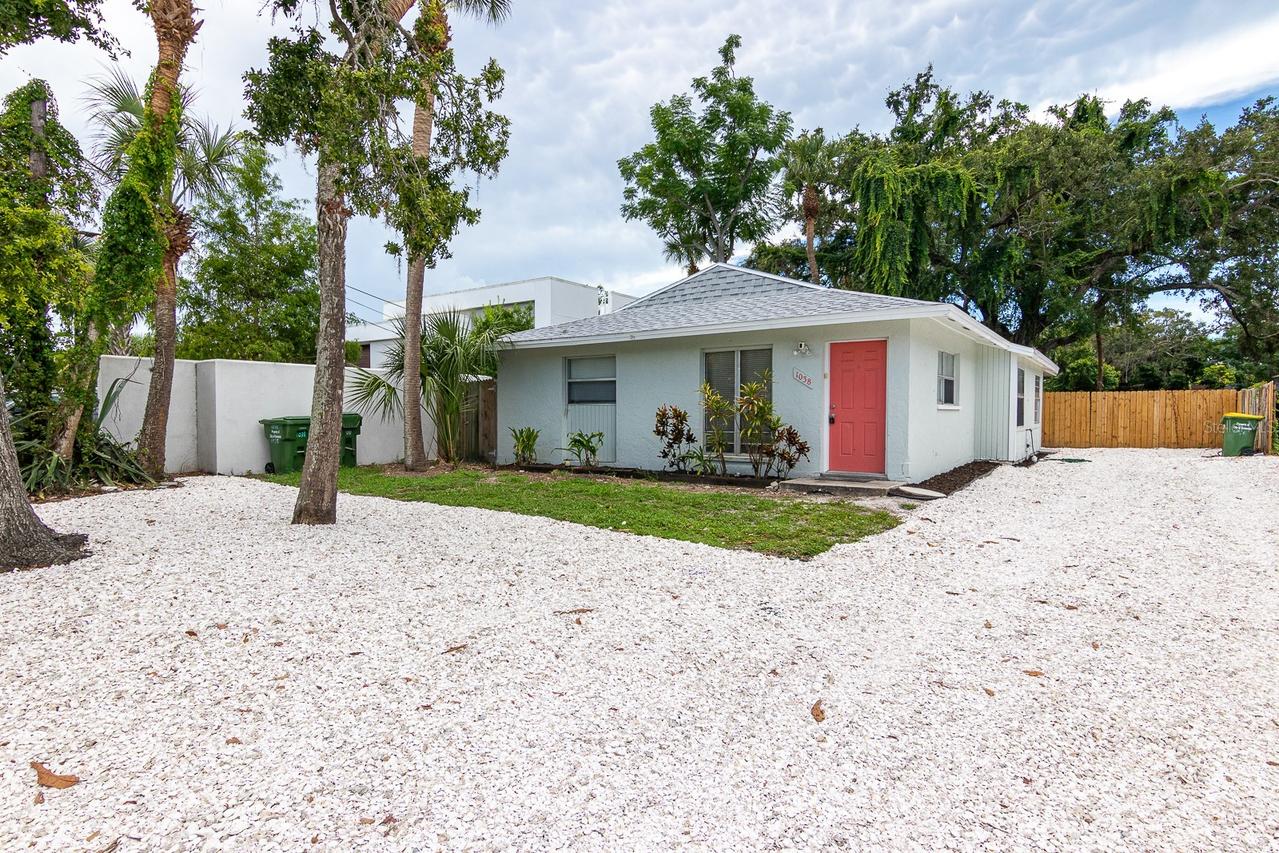 1038 25th St., Sarasota, FL 34234