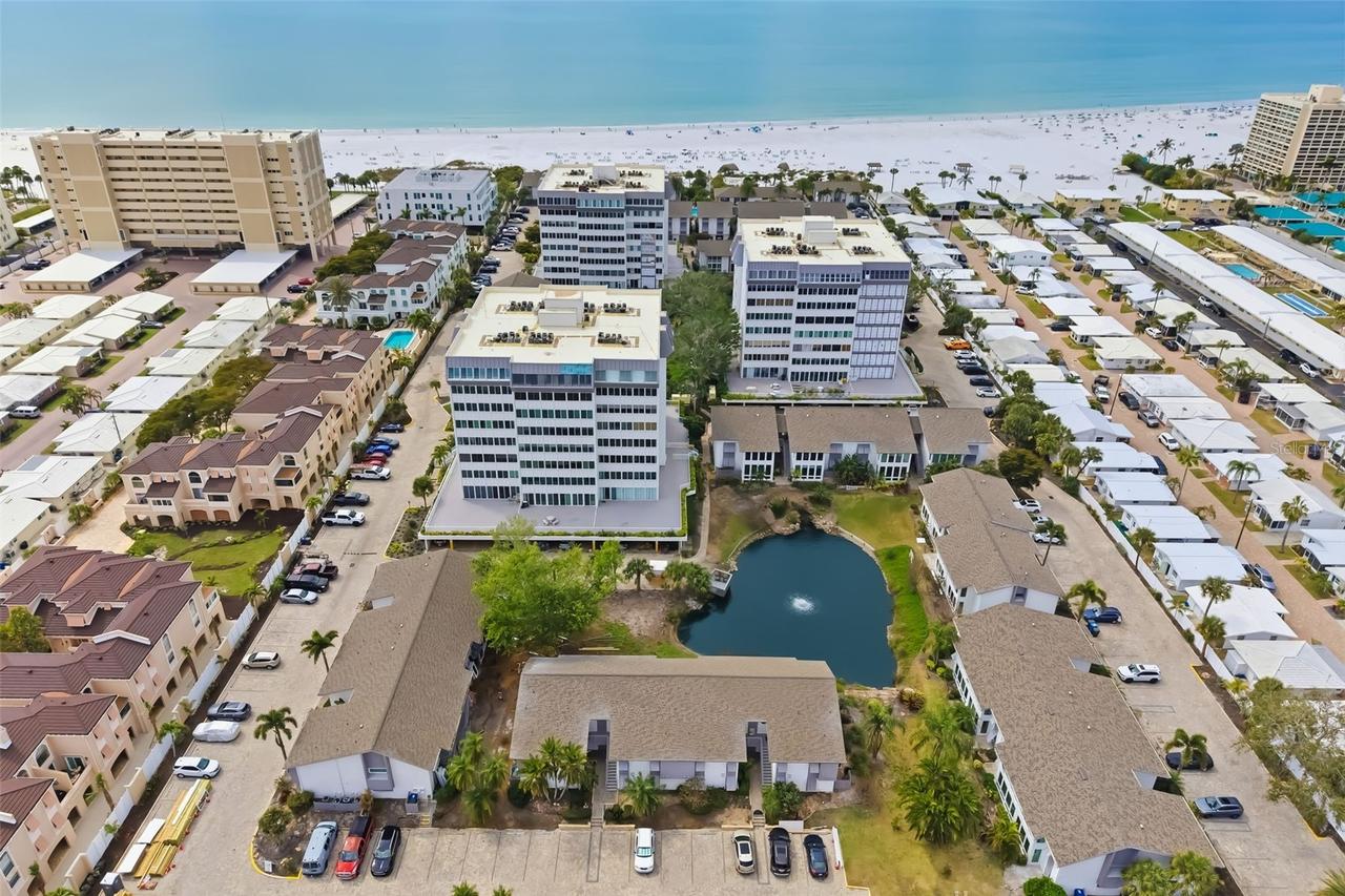 1169 W Peppertree Dr. #118A, Sarasota, FL 34242