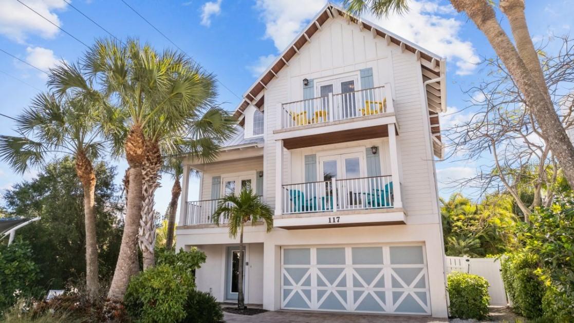 117 Willow Ave., Anna Maria, FL 34216