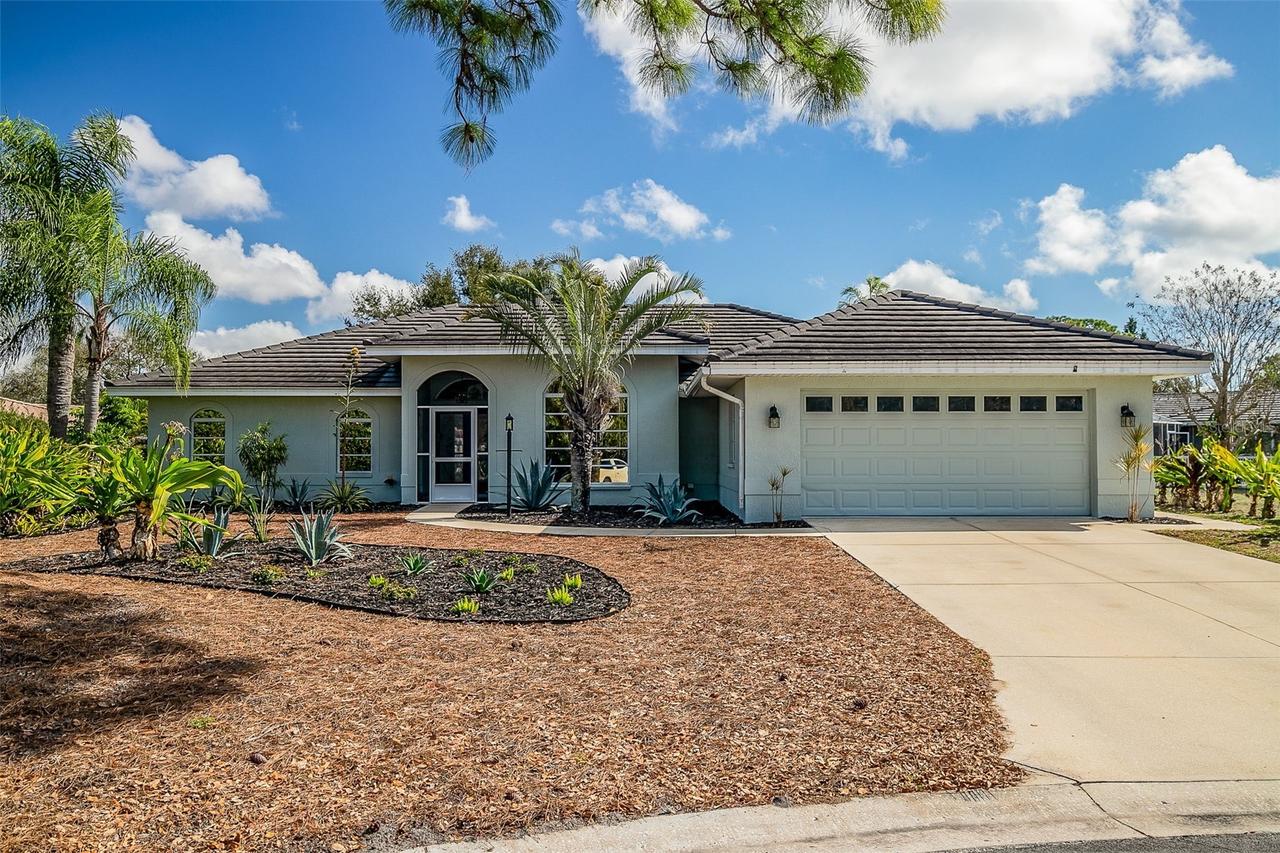 2262 Lakewood Ln., Nokomis, FL 34275