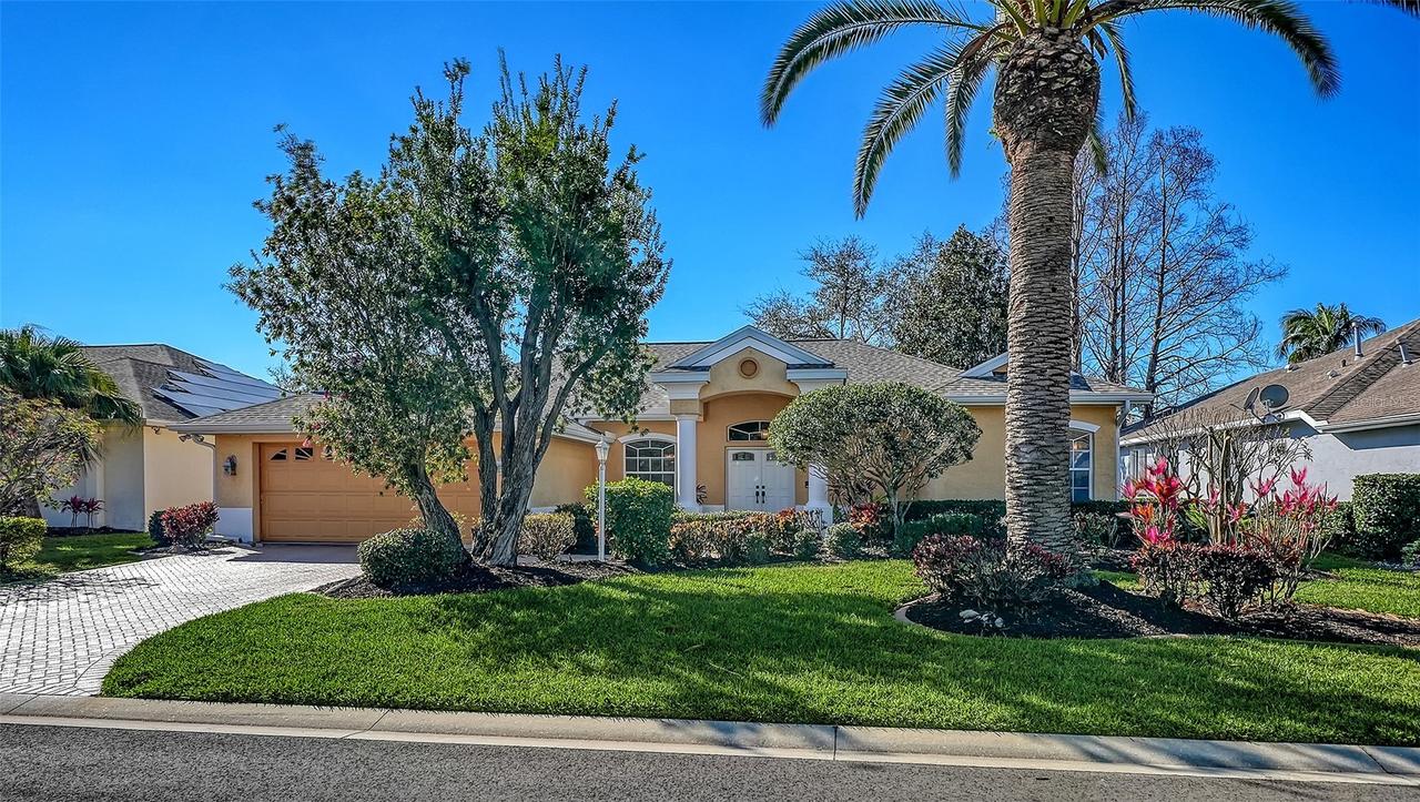 5566 Magnolia Tree Ter., Sarasota, FL 34233