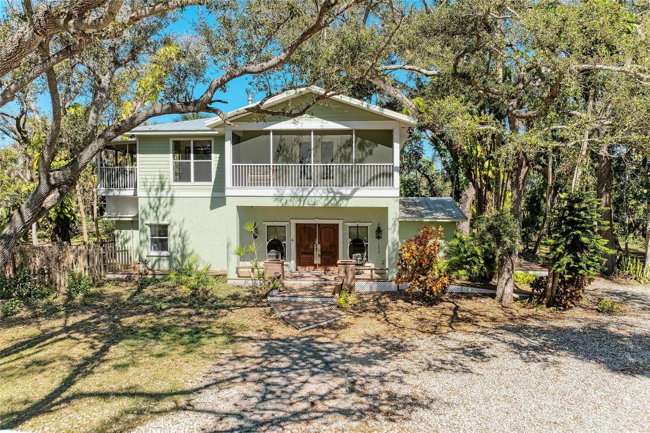 820 N Elm St., Englewood, FL 34223