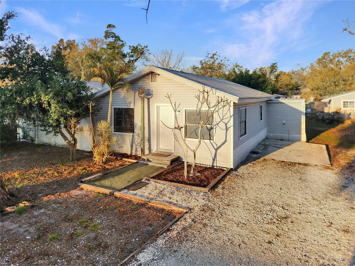 3913 Chestnut Ave., Sarasota, FL 34234