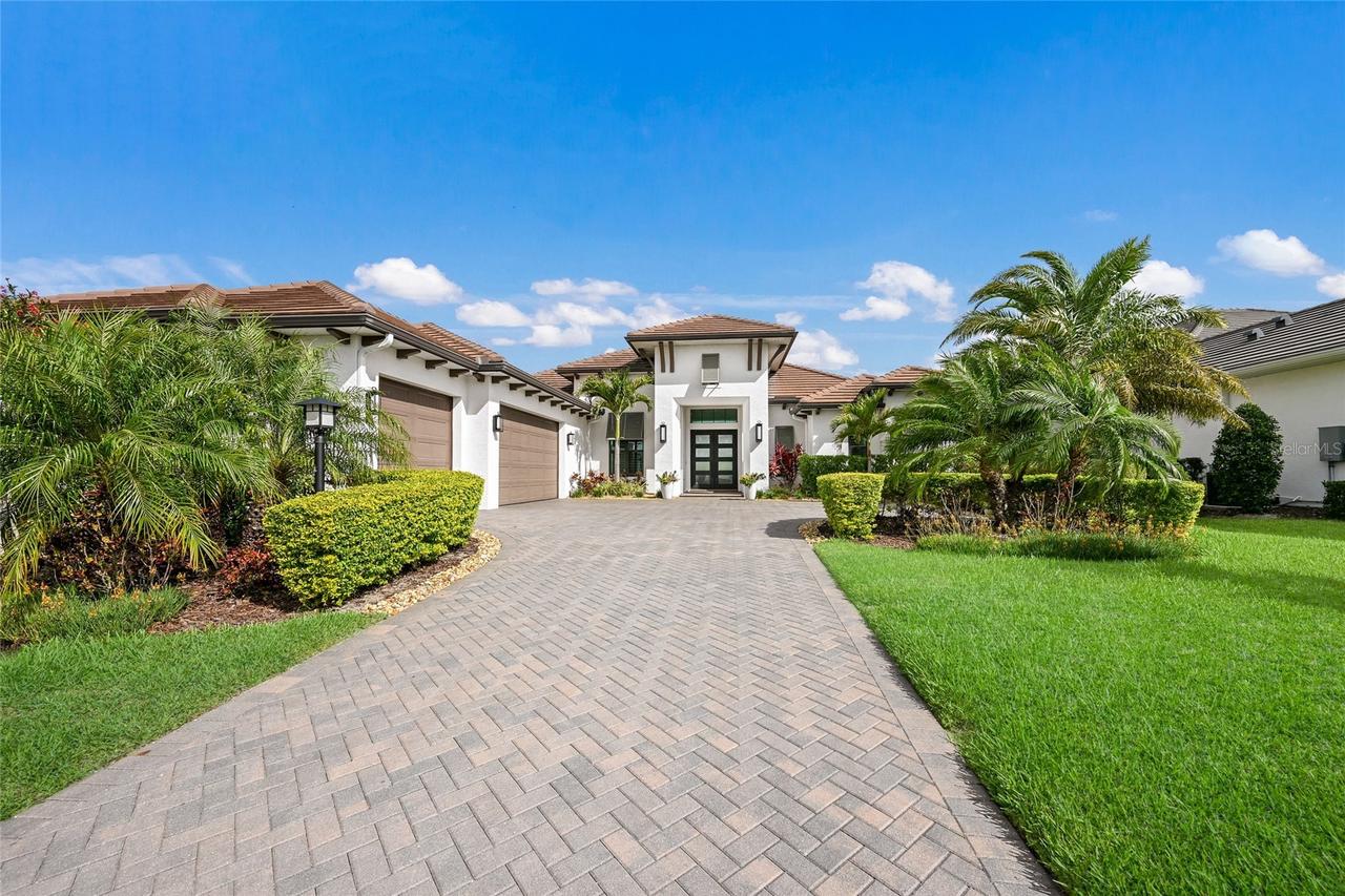 7936 Mainsail Ln., Sarasota, FL 34240