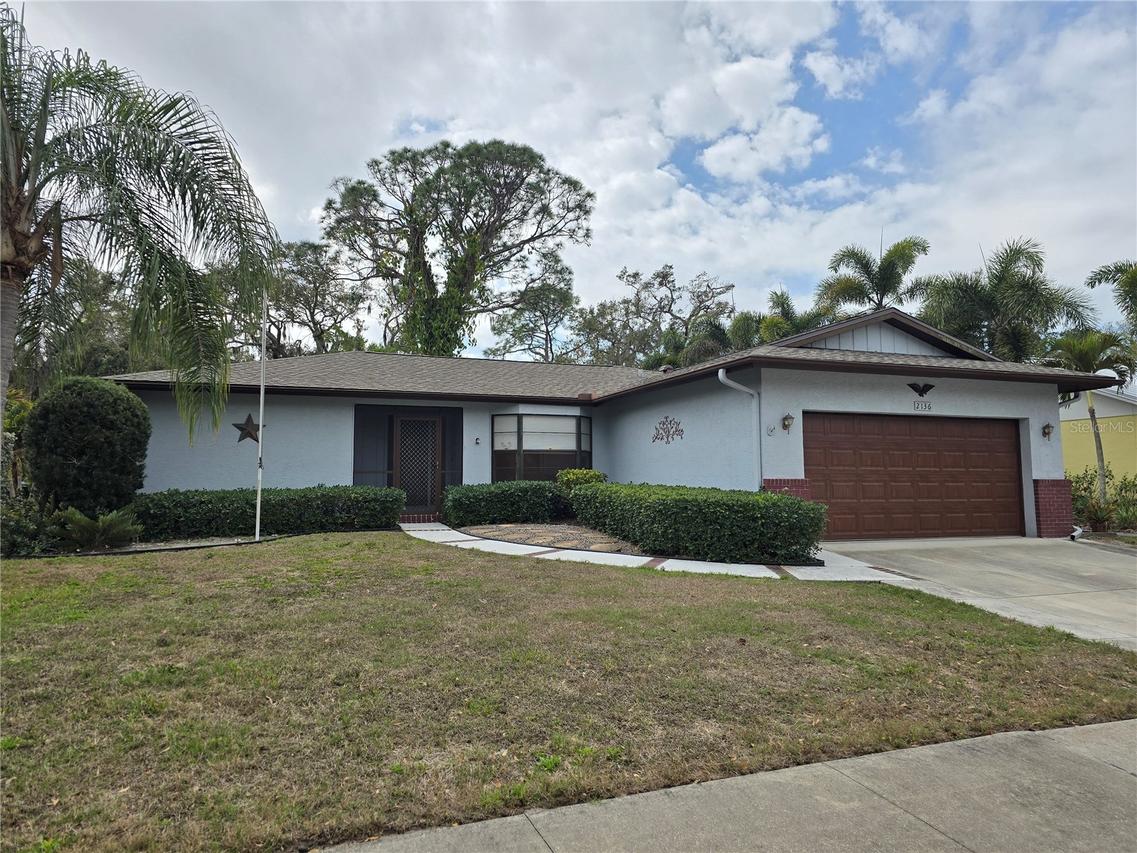 2136 Cork Oak St., Sarasota, FL 34232