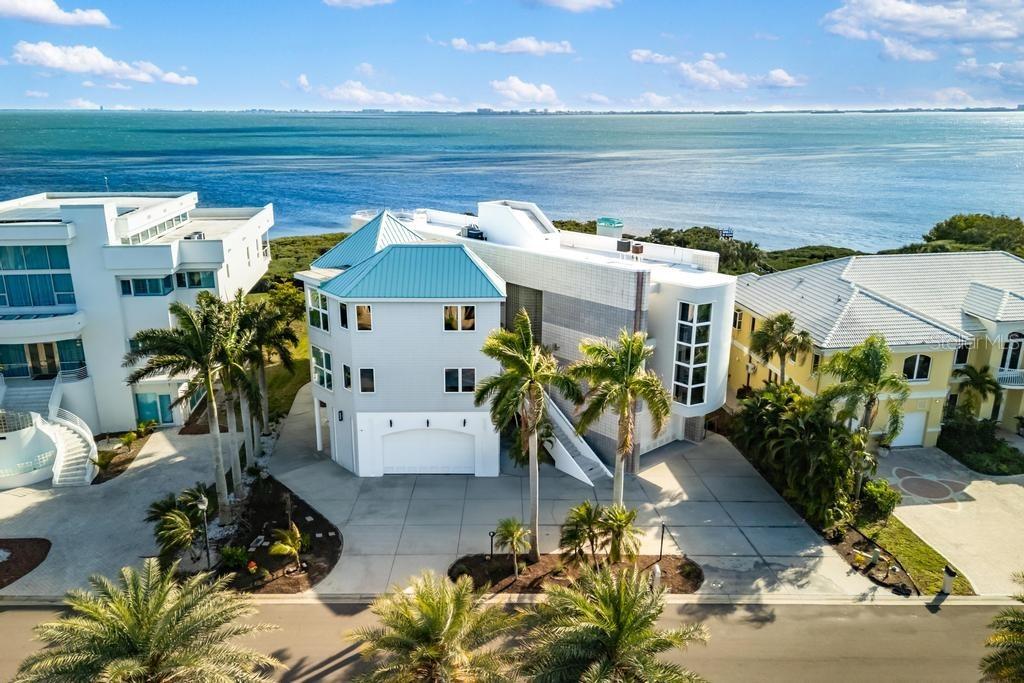 5004 W 64th Dr, Bradenton, FL 34210