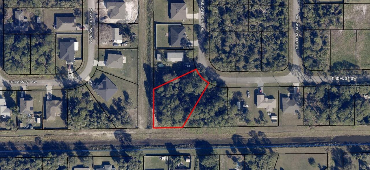598 Treemont Ave., Palm Bay, FL 32908