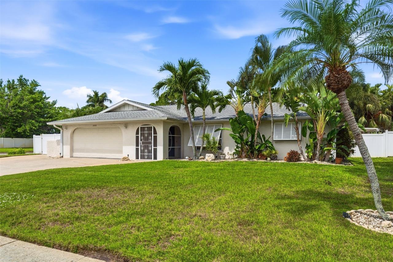 2008 39th St., Bradenton, FL 34205