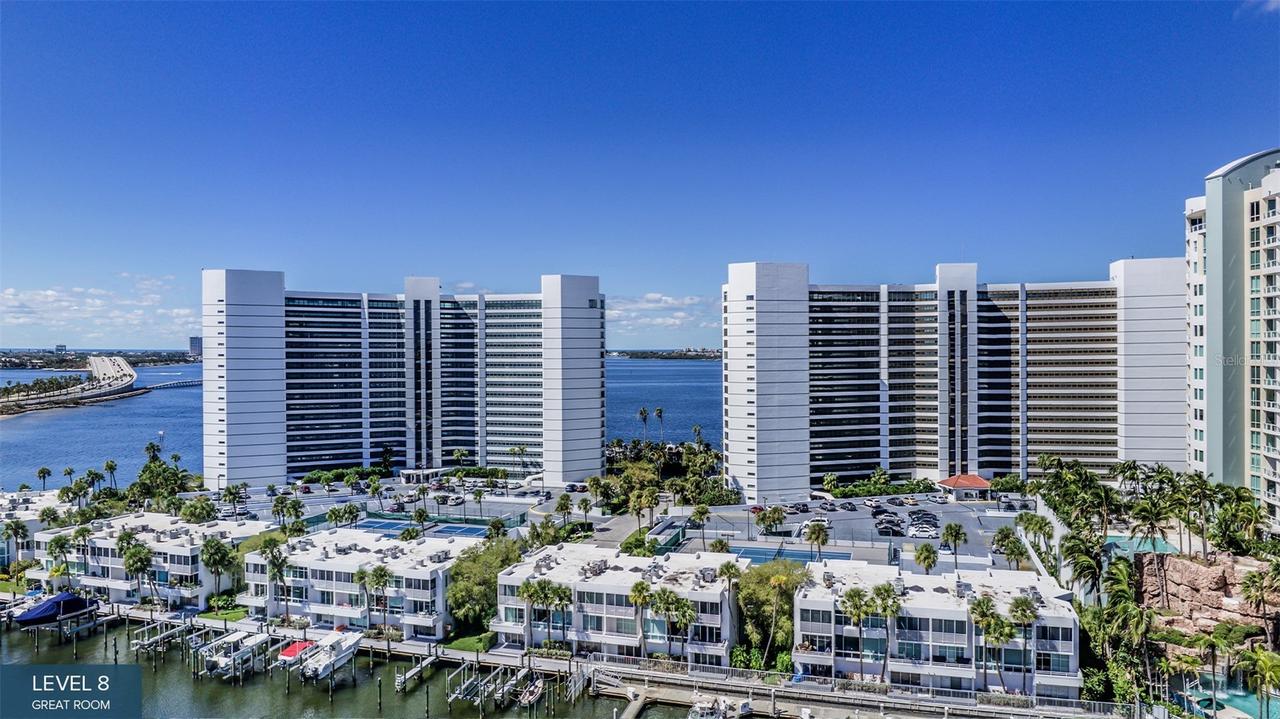555 Quay Cmns #904, Sarasota, FL 34236