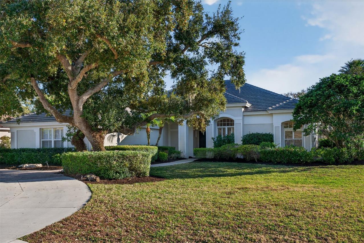 2571 Dick Wilson Dr., Sarasota, FL 34240