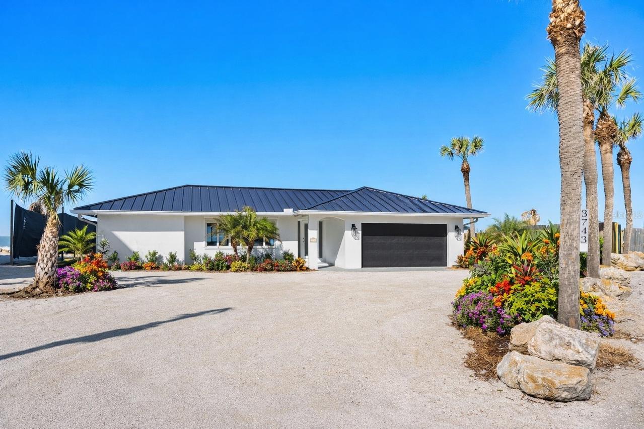 3743 Casey Key Rd., Nokomis, FL 34275