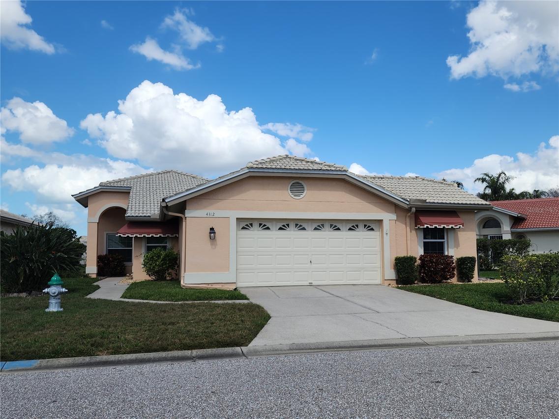 4312 Muirfield Dr., Bradenton, FL 34210